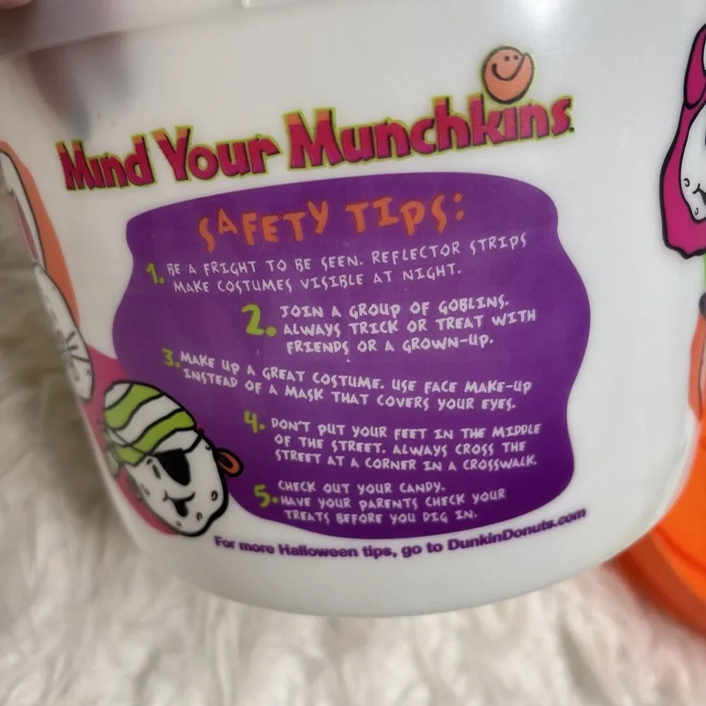 Dunkin Donuts Happy Halloween Munchkins Bucket Glow In The Dark With Lid
